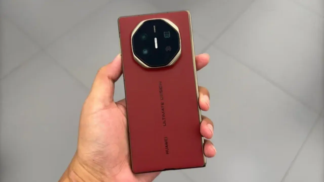 Huawei Mate XT Ultimate: 7.9-inch foldable display and 50MP Leica camera for ₹1,79,999