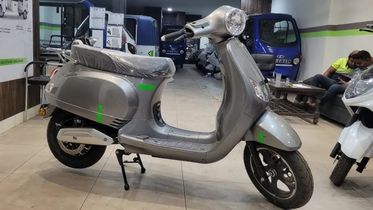 Kinetic Green Flex: Starting at ₹ 1.09 lakh, scooter with stylish looks and 120KM range