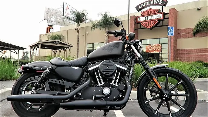 Harley Davidson Iron 883: 69Nm torque, air-cooled engine and great design, price ₹ 11.97 lakh